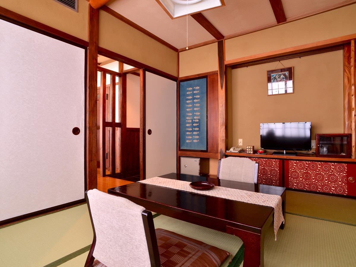 Taira No Takafusa Nikko Buitenkant foto