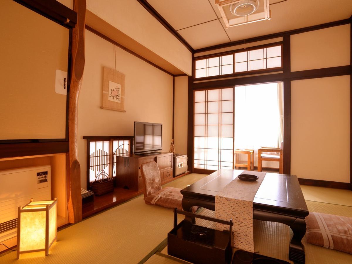 Taira No Takafusa Nikko Buitenkant foto